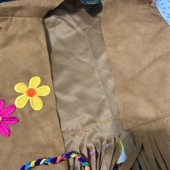 Hippie costume size medium comes with 9 pieces - Picture 5 of 7